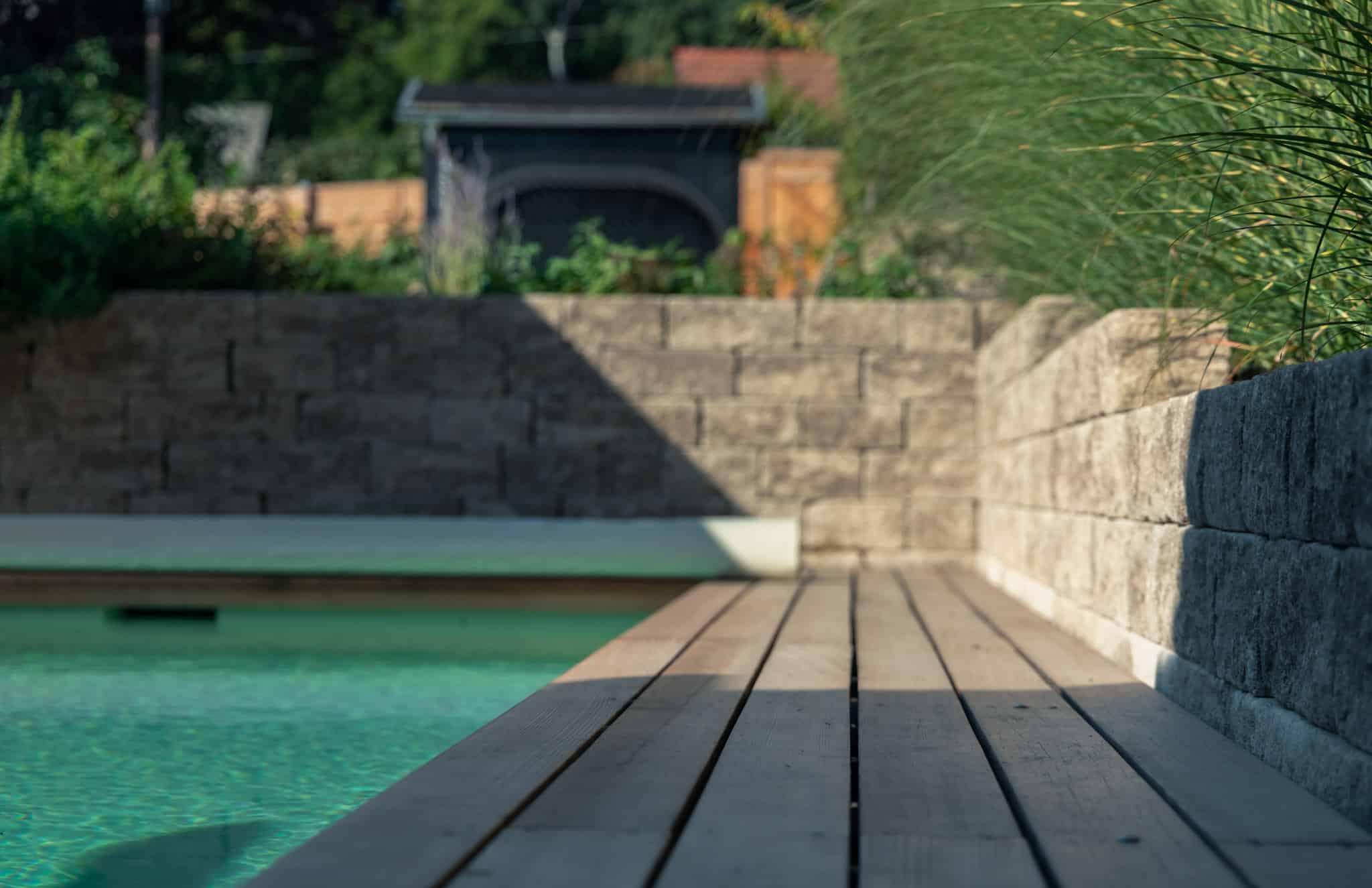 Moderne Gartengestaltung in Wien mit professioneller Planung, hochwertigen Pflanzen und stilvollen Außenanlagen