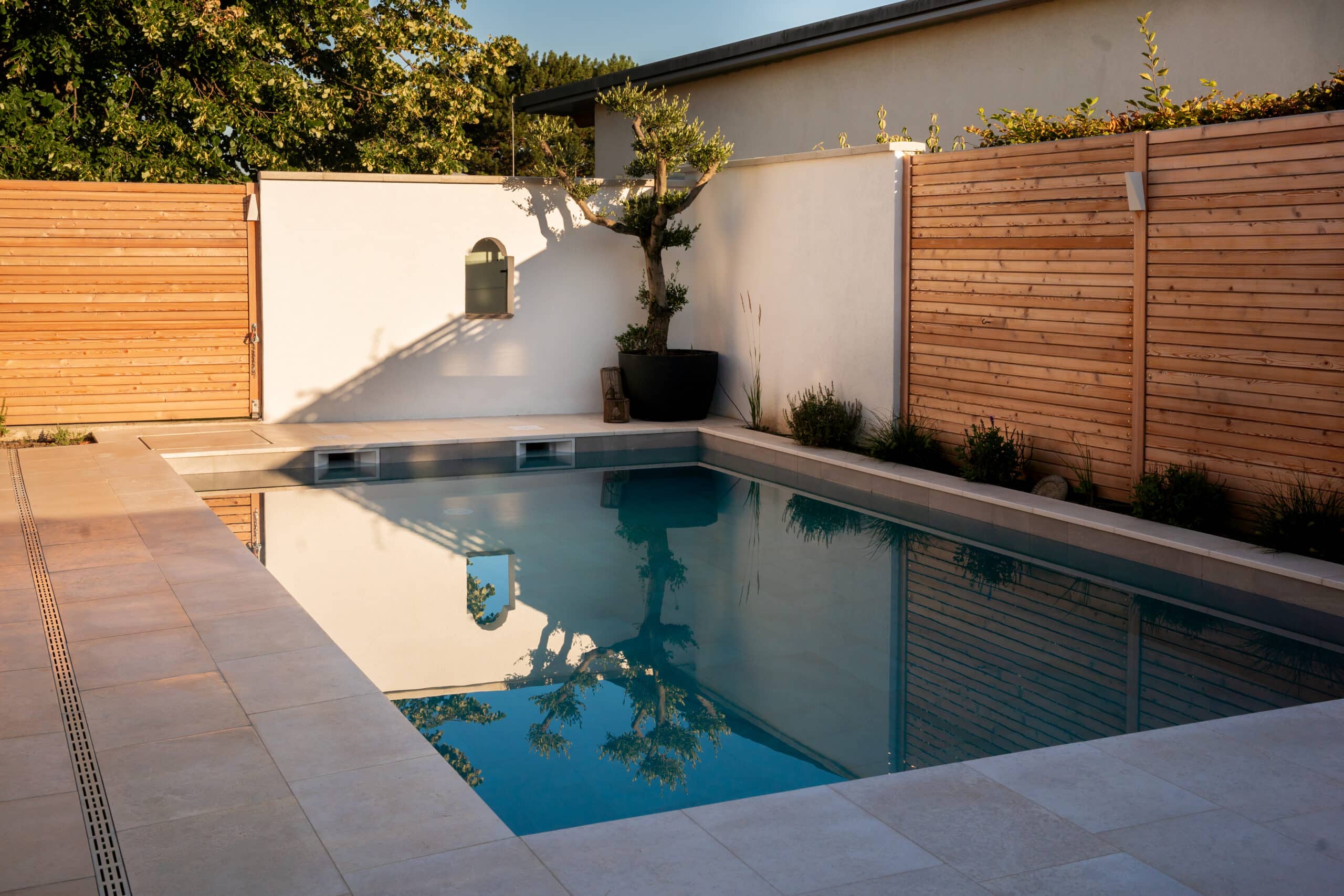 Vorher-Nachher-Projekt Gartengestaltung Wien – komplette Gartenumgestaltung vom Profi