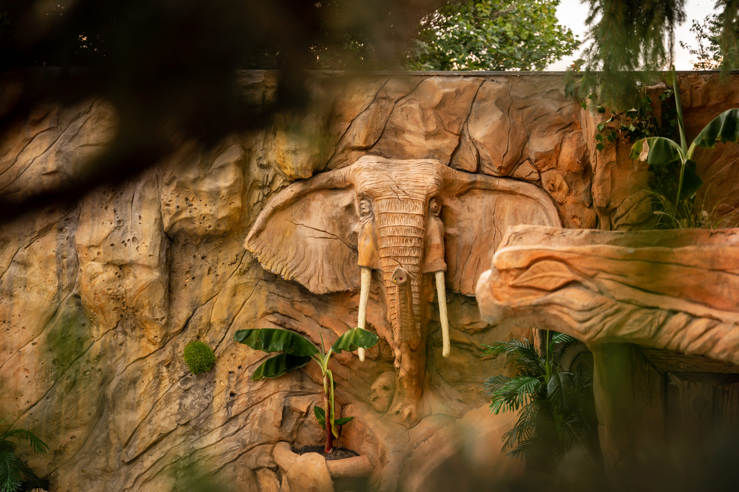 Wir sind Ihre Profis für Landschafts- und Gartenbau in Wien und Umgebung und unterstützen Sie gerne bei der Gartenplanung